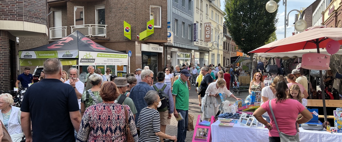 19. Herbstmarkt des Gewerbekreis Giesenkirchen...